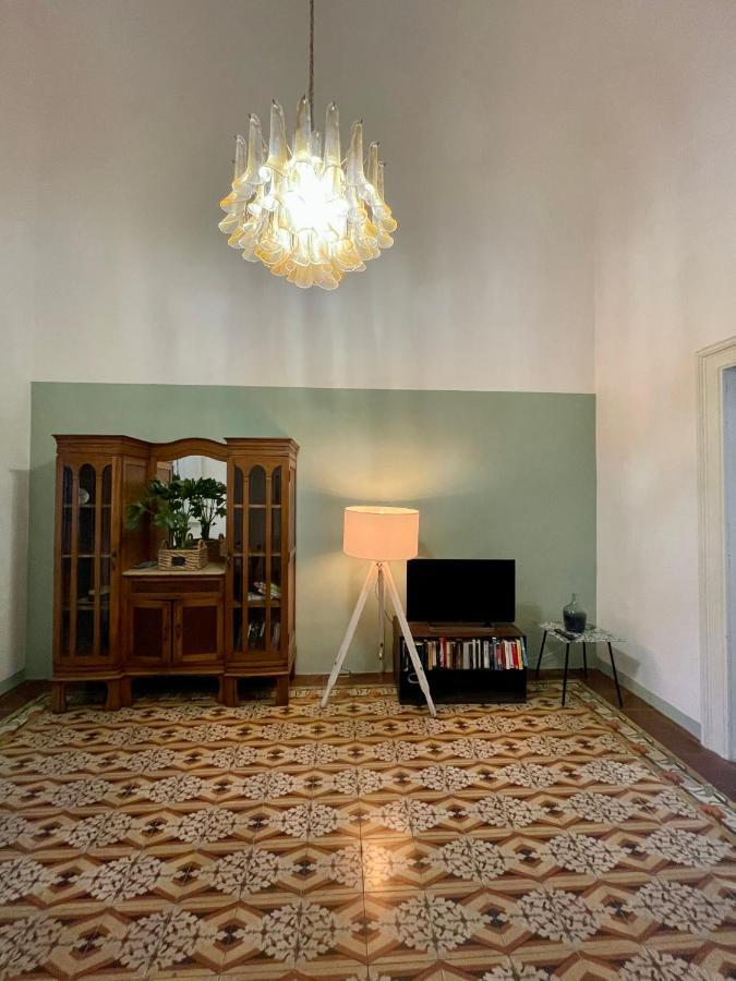 4 Balconi House-Appartamento Salentino Nel Centro Di Lecce Exterior foto